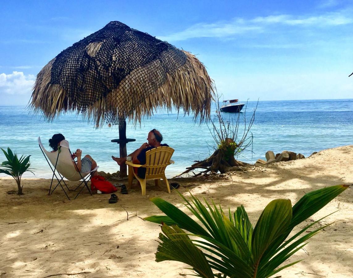 Isla Luna Beach Baru Isla Barú Exterior foto